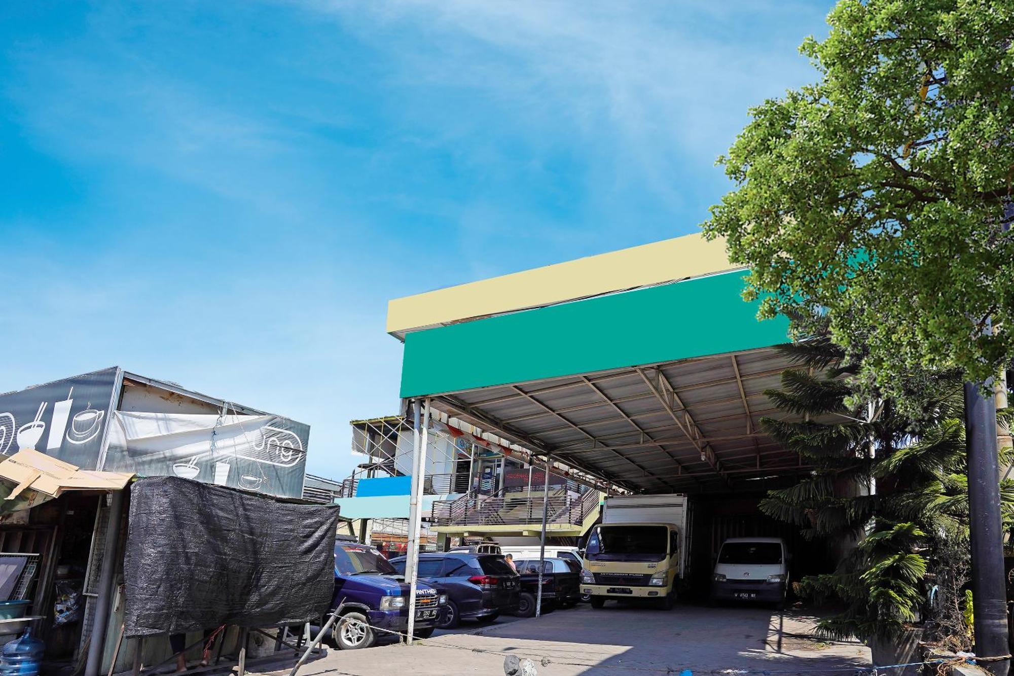 Oyo 91415 De Wijaya Hotel Sidoarjo Εξωτερικό φωτογραφία