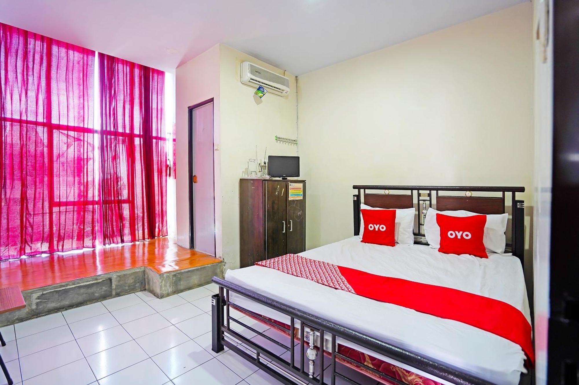 Oyo 91415 De Wijaya Hotel Sidoarjo Εξωτερικό φωτογραφία